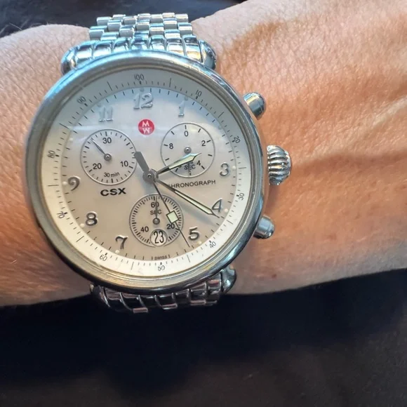 Silver Chronograph women Watch - Picture 2 of 9